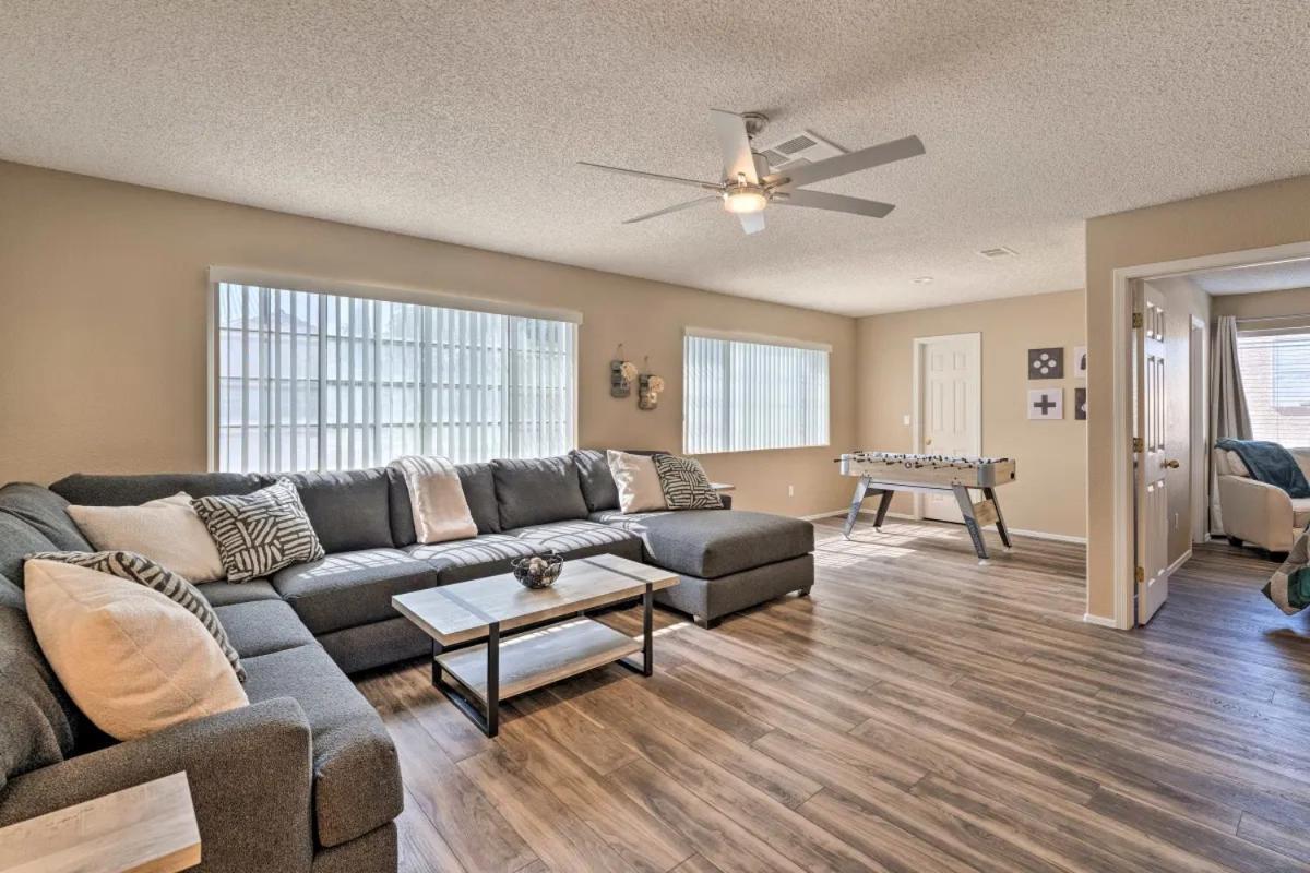A Beautiful House With Hot Tub, Grill & Games! Villa Las Vegas Bagian luar foto