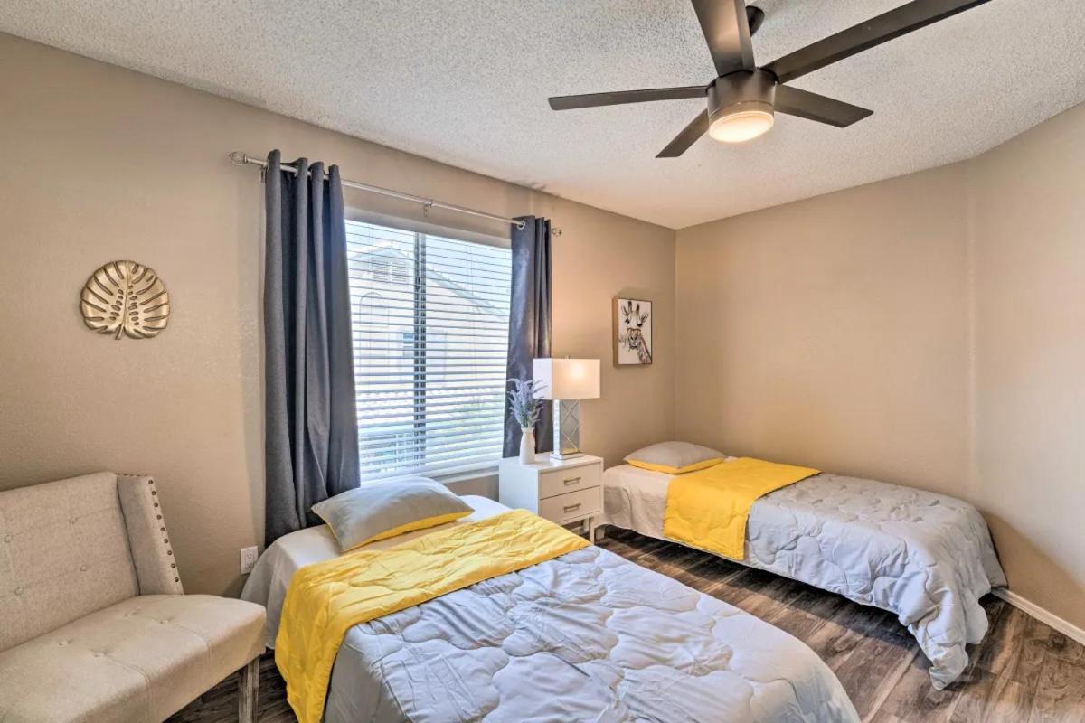A Beautiful House With Hot Tub, Grill & Games! Villa Las Vegas Bagian luar foto